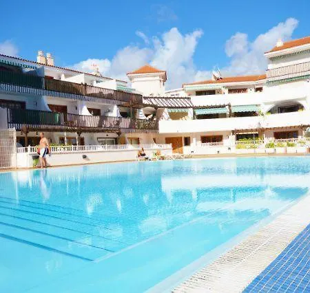 Parque Royal 1 * Адехе