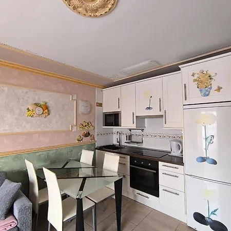Parque Royal 1 Адехе
