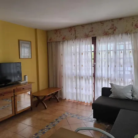 Parque Royal 1 Адехе